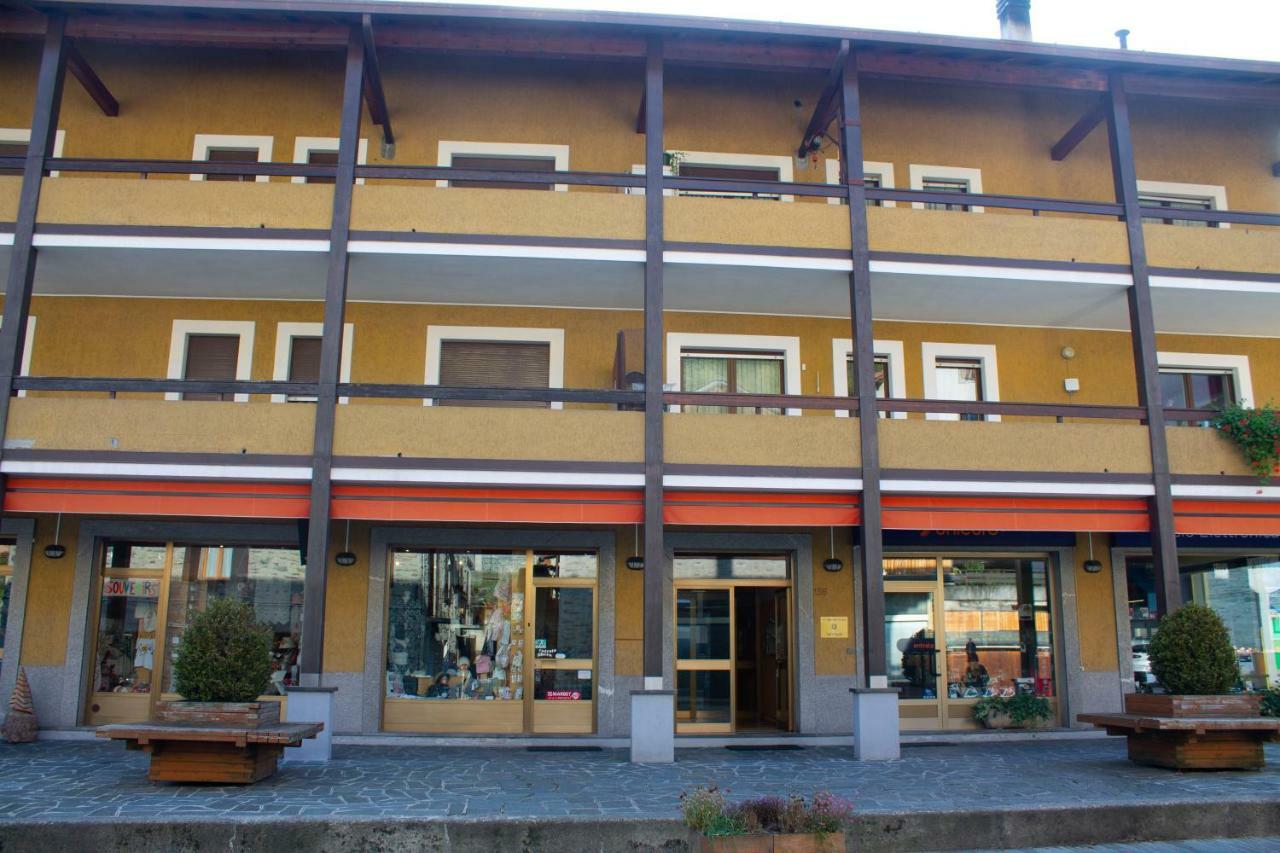 Trilocale In Centro A Chiesa Valmalenco Διαμέρισμα Chiesa in Valmalenco Εξωτερικό φωτογραφία